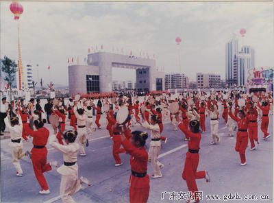 1995年港澳台gdp_中国gdp2020年(3)