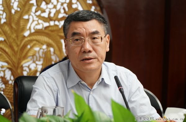 广东省文化厅组织传达贯彻全国宣传思想工作会